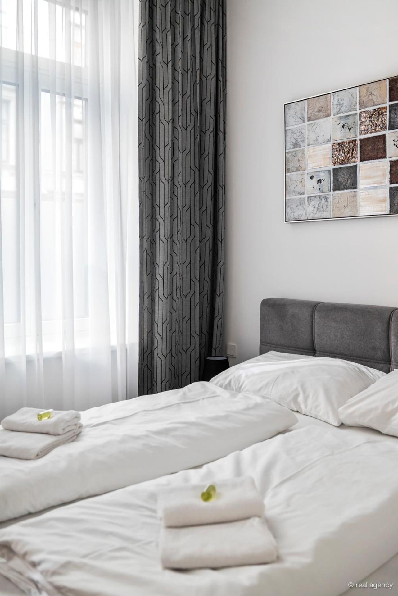 Easy Flat Hernals Wina Bagian luar foto