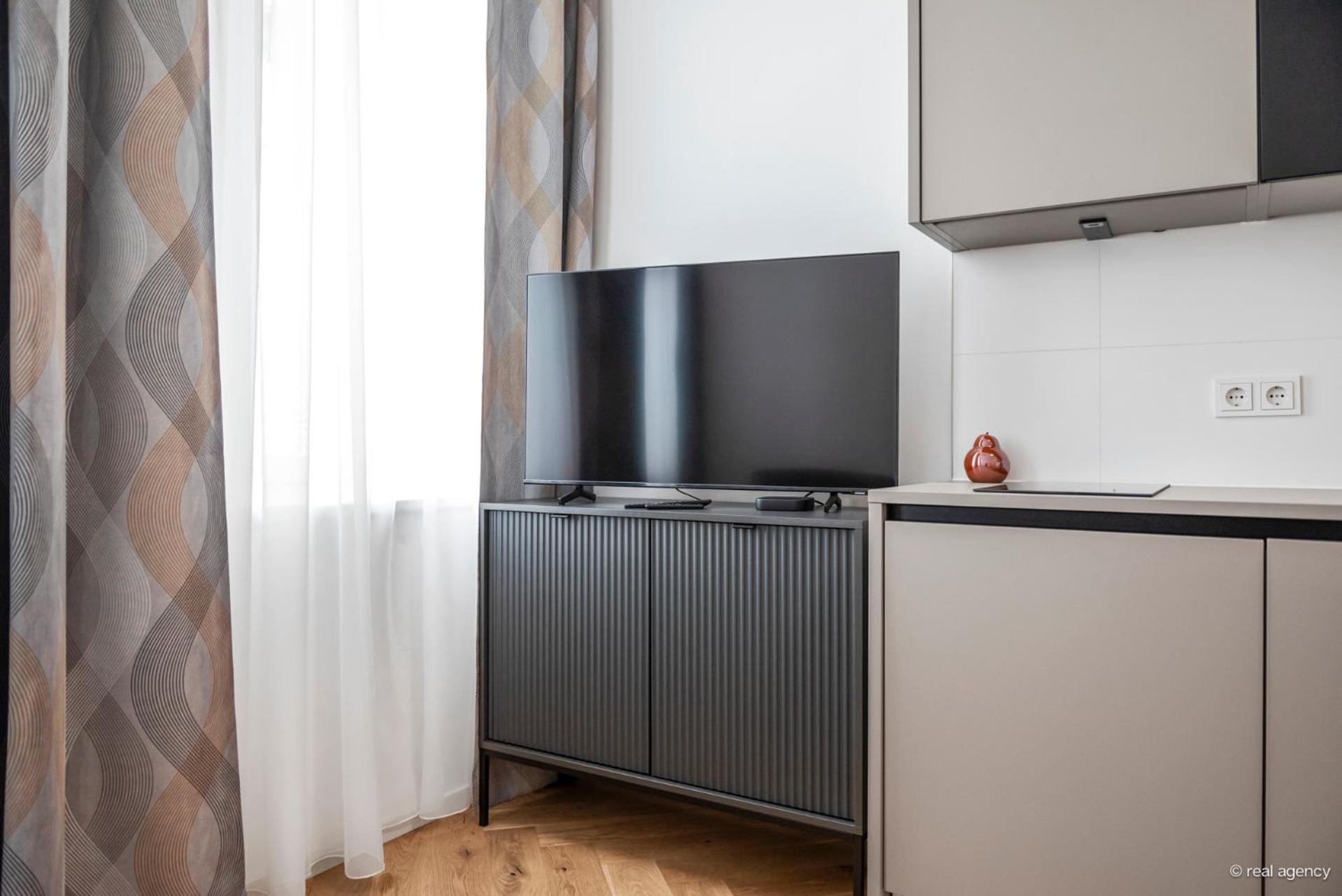 Easy Flat Hernals Wina Bagian luar foto