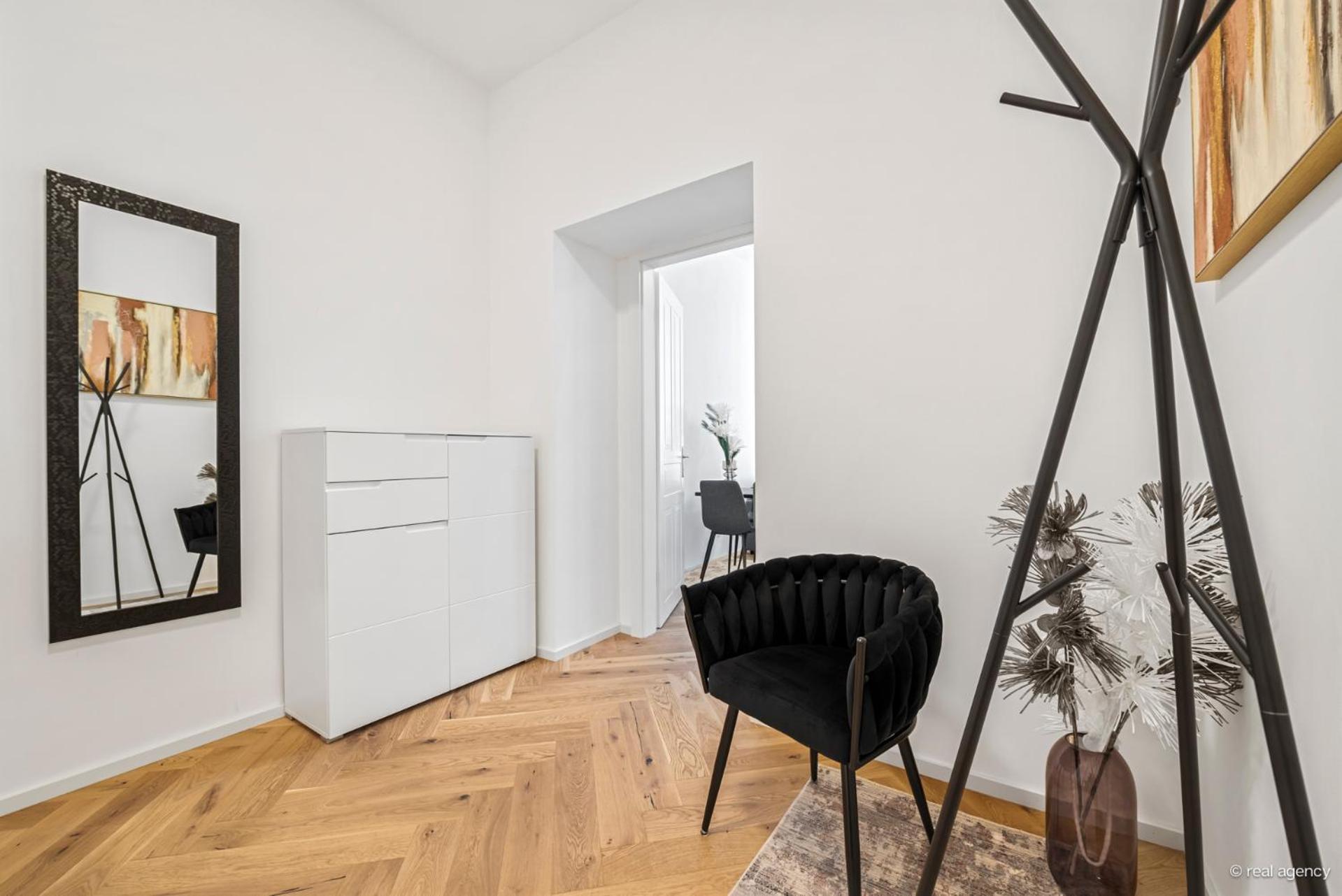 Easy Flat Hernals Wina Bagian luar foto
