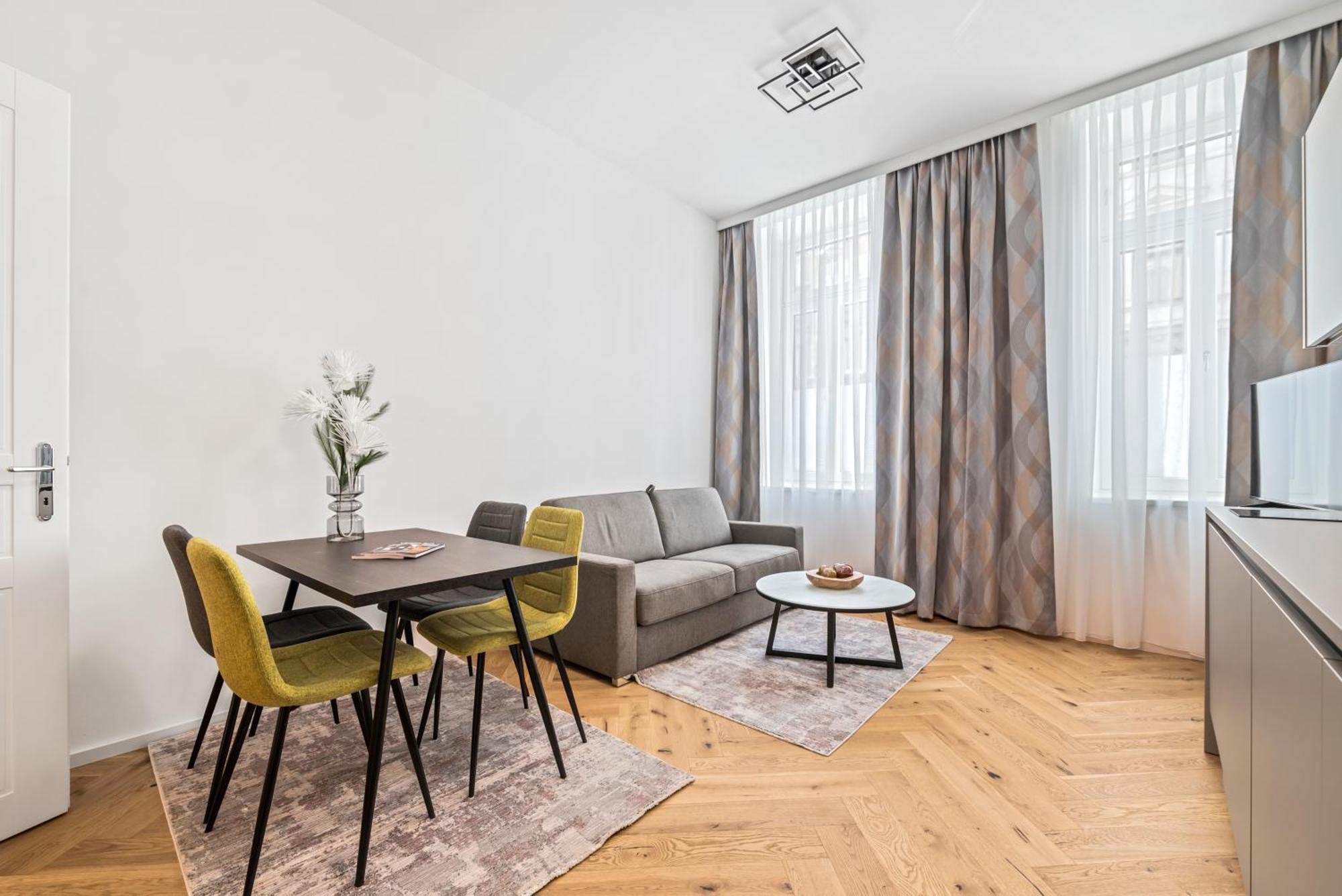 Easy Flat Hernals Wina Bagian luar foto